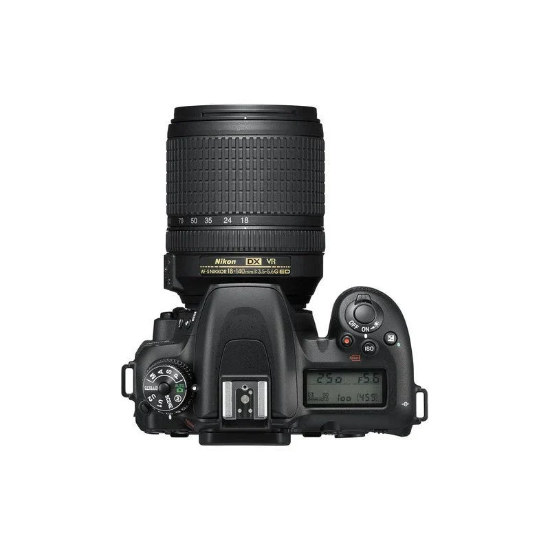 Nikon D7500 + AF-S DX 18-140 mm VR