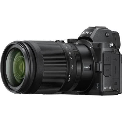 Nikon Z5 + NIKKOR Z 24-200 mm f/4-6,3 VR