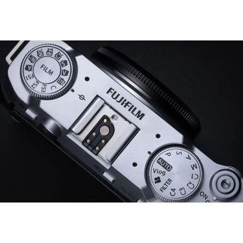 Fujifilm X-M5 Plata + Zoom XC 15-45mm f/3.5-5.6 OIS PZ